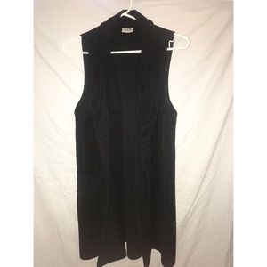 HIP sleeveless Blazer